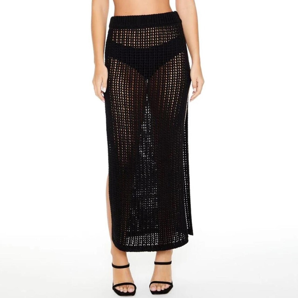 FOREVER 21
SHEER CROCHET MAXI SKIRT